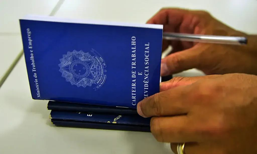 demissoes-em-2024-sao-impulsionadas-por-comportamento-no-trabalho