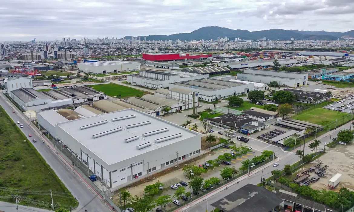 juros-altos-dificultam-credito-para-76%-das-industrias