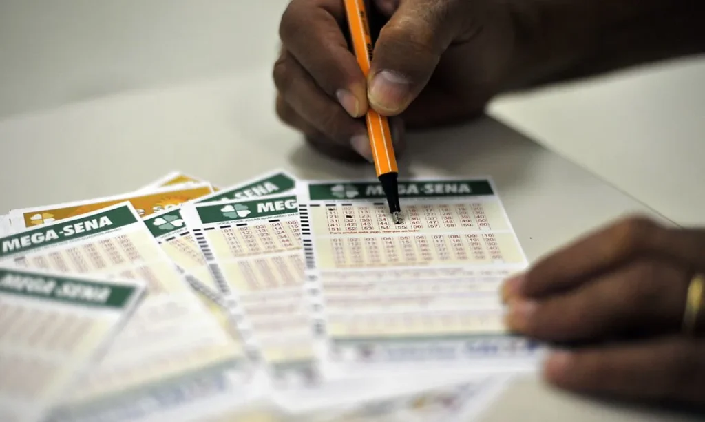 mega-sena-acumula-e-premio-chega-a-r$-170-milhoes