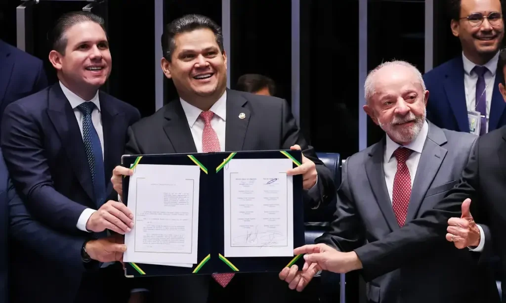lula-defende-fim-da-escala-6×1-e-rebate-criticas-de-empresas