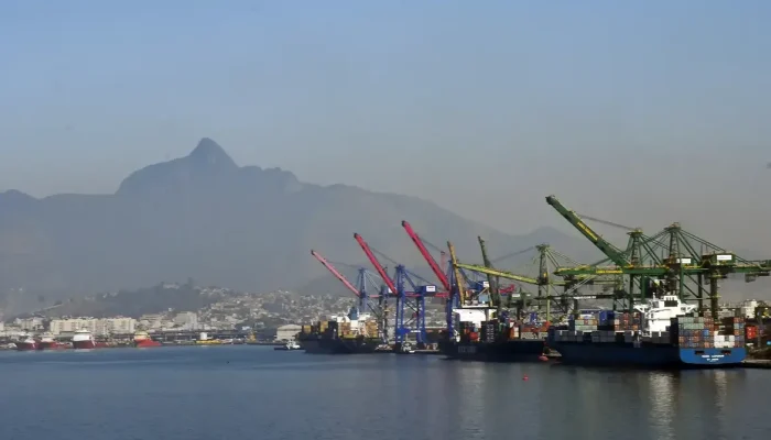 superavit-comercial-de-2026-e-revisado-para-us$-84,4-bilhoes