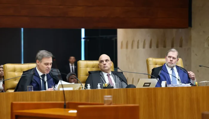 ministros-andre-mendonca-alexandre-de-moraes-dias-toffoli-plenario-stf