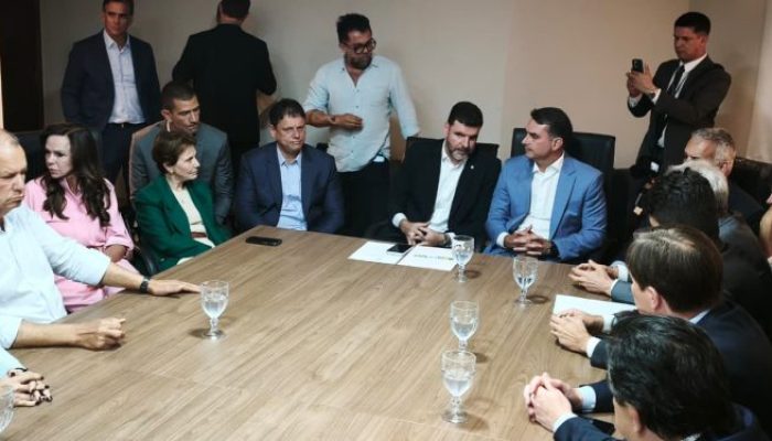 reuniao-FPA-com-Flavio-Bolsonaro-750x375